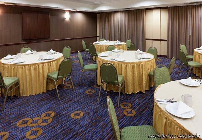 Hotel Courtyard By Marriott 2*